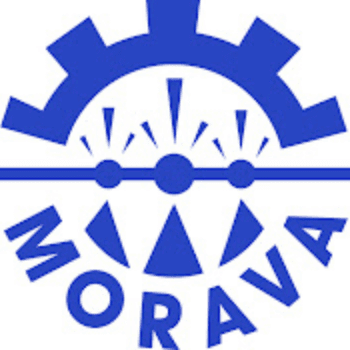 Membranska pumpa opremljena je vratilom sa dva izlaza, tako da je kardanskim vratilima povezana jednom stranom sa traktorom