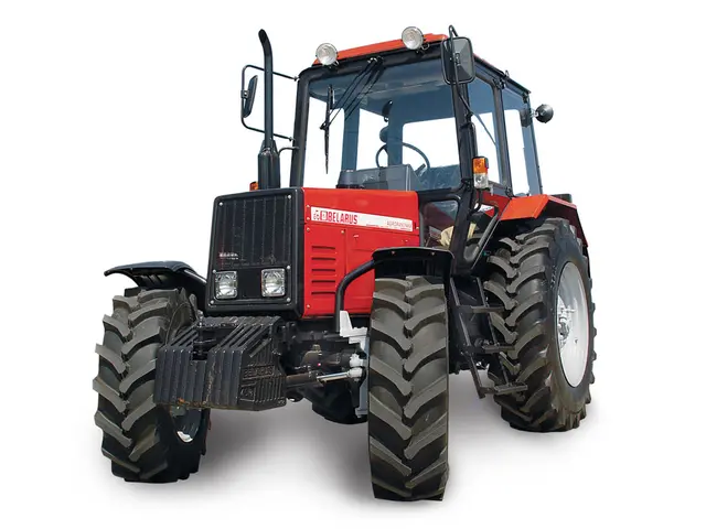 Linijska pumpa za ubrizgavanje goriva osigurava efikasnu potrošnju goriva. Sistem za hlađenje motora.