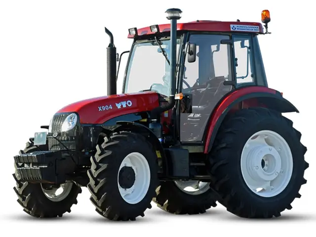 Sa svojih 5606 cm³ zapremine, ovaj traktor obezbeđuje izvanredne performanse i pouzdanost.