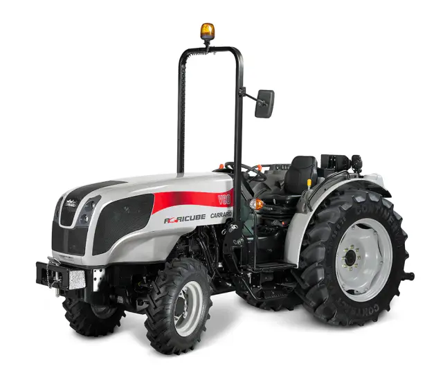 Udobna kabina sa zvučnom izolacijom pruža udobnost tokom dugih radnih sati. 